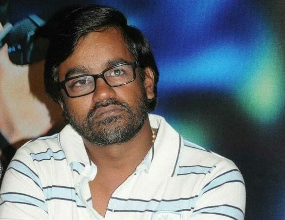 Why Vijay and Selvaraghavan meet at Annai Home?