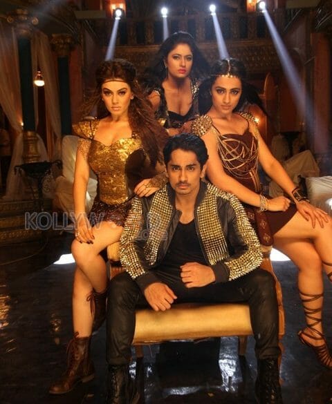 Aranmanai 2 Movie Review