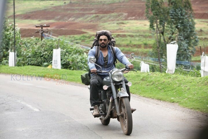 Madhavan in Iruthi Suttru