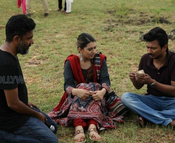 Manithan Movie Review