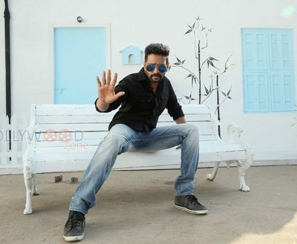 Dhilluku Dhuddu movie faces barricades