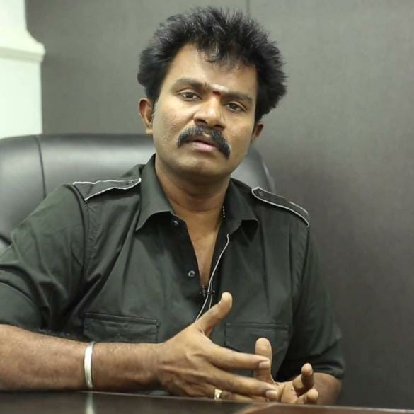 Hari plans to direct a movie with Vijay