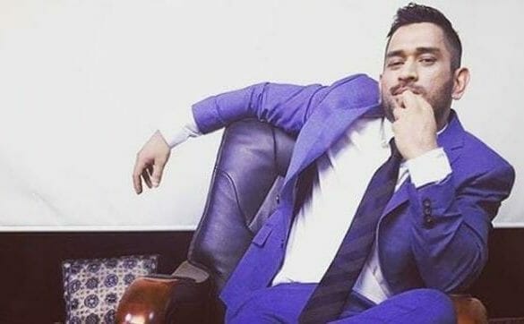 Indian Cricket Captain posed like Rajini