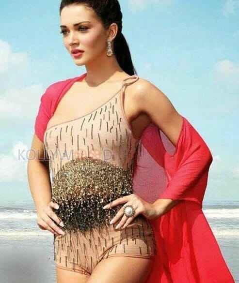 Amy Jackson fights with Rajinikanth