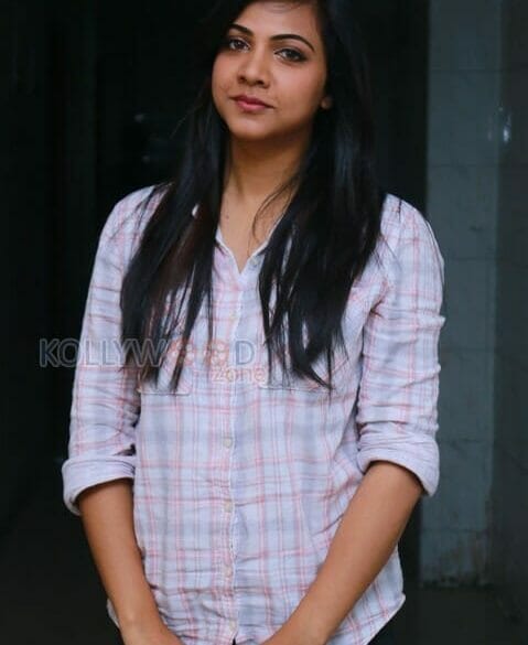 Madonna Sebastian in Dhanush’s flick