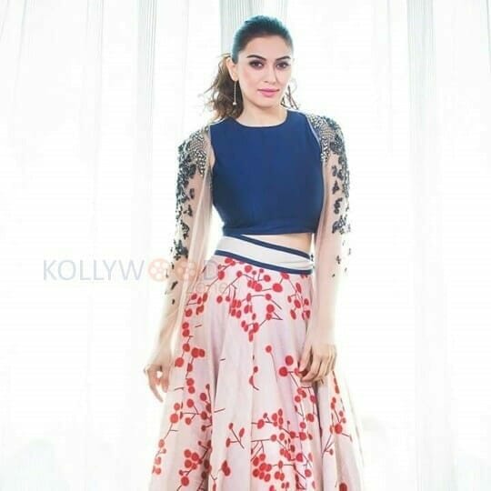 Hansika joined hands with Mohanlal and Vishal