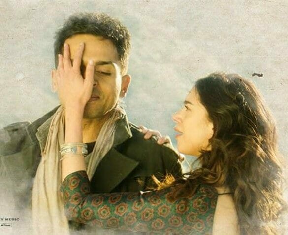 Kaatru Veliyidai Movie Review