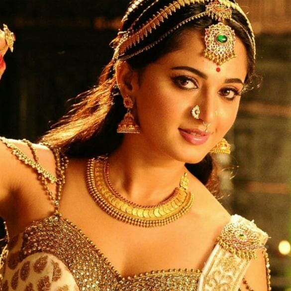 Anushka decided not to act in Tamil movies temporarily