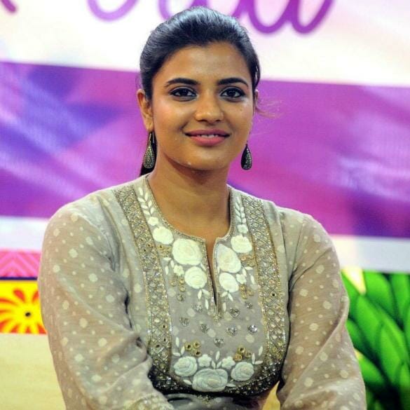 Aishwarya Promises a Grand Vada Chennai