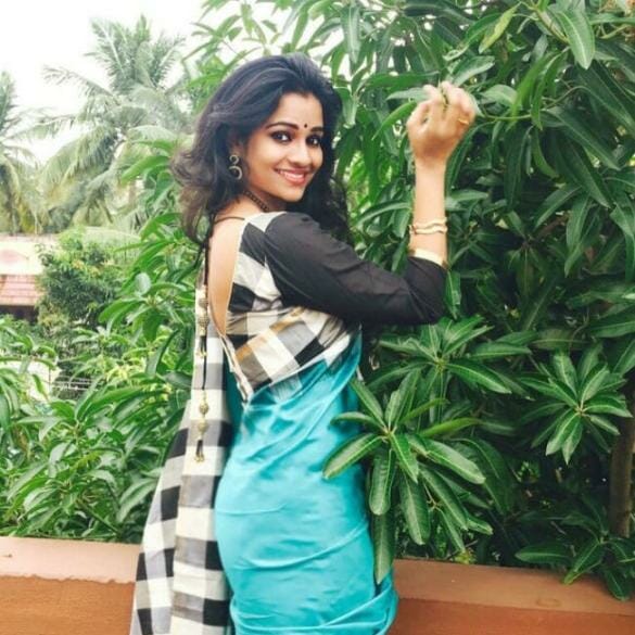 Leesha Eclairs is very busy