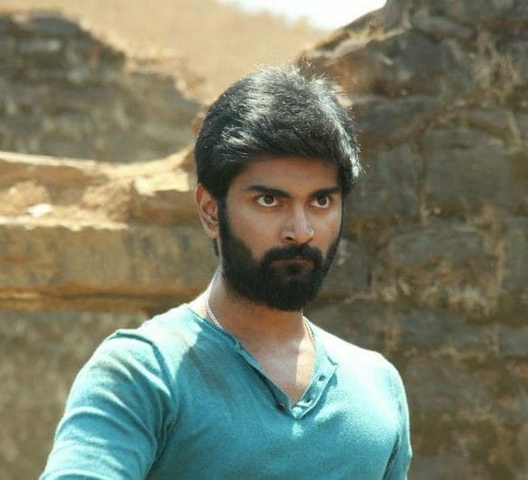 Atharva in a 75 lakhs trouble!