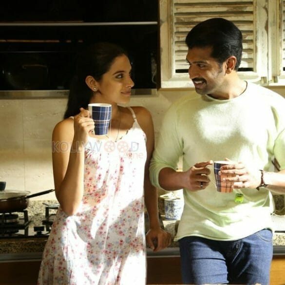 Thadam Movie Review