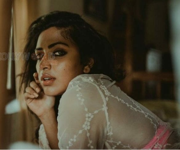 “I was thrown out of Vijay Sethupathi’s film”, claims Amala Paul