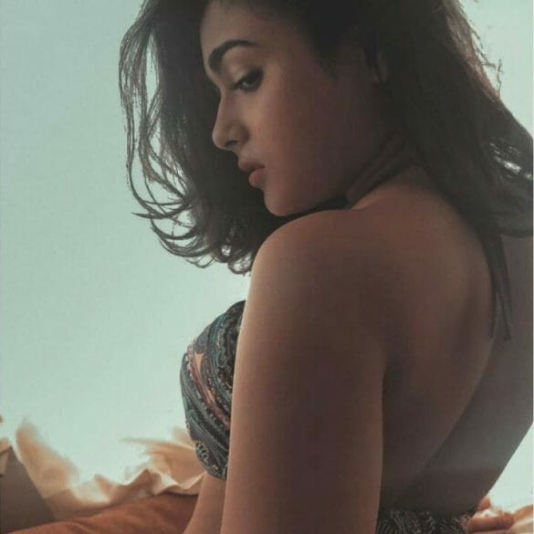 Shalini Pandey’s hot bikini photos set the internet on fire