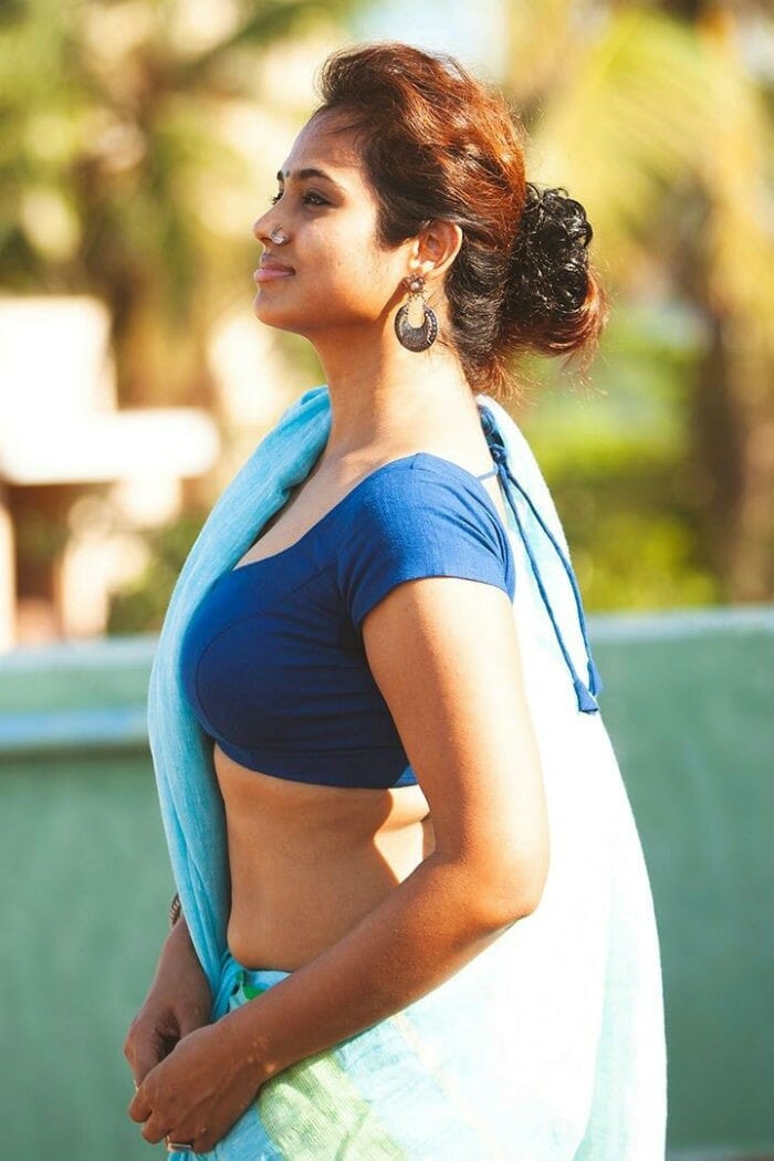 Ramya Pandian opens up about her hot saree photo shoot! 4 Ramya Pandian’s hot saree photo shoot