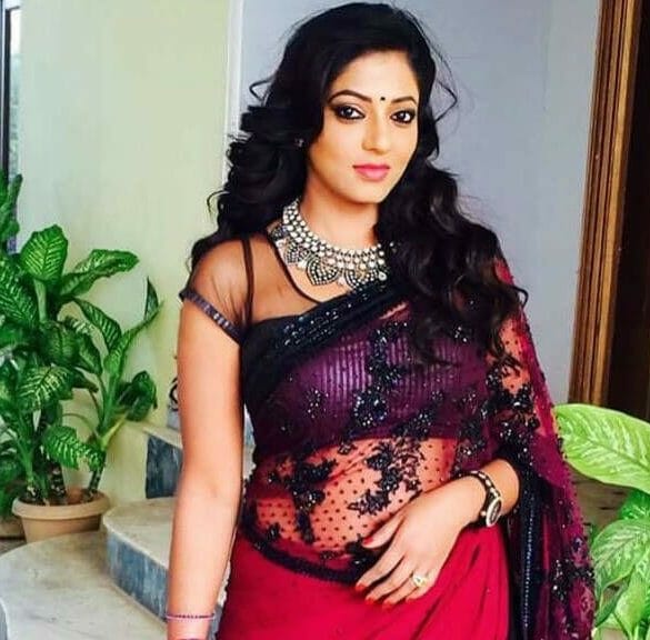 Yogi Babu’s next with Anjali gets a Bigg Boss contestant on board!