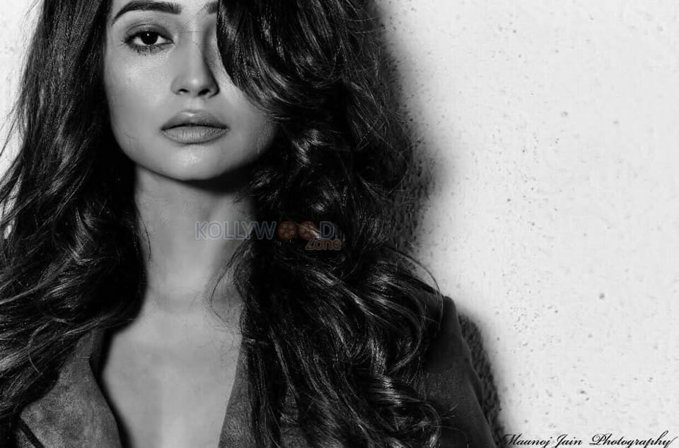 Model Akriti Singh Sexy Photoshoot Photos