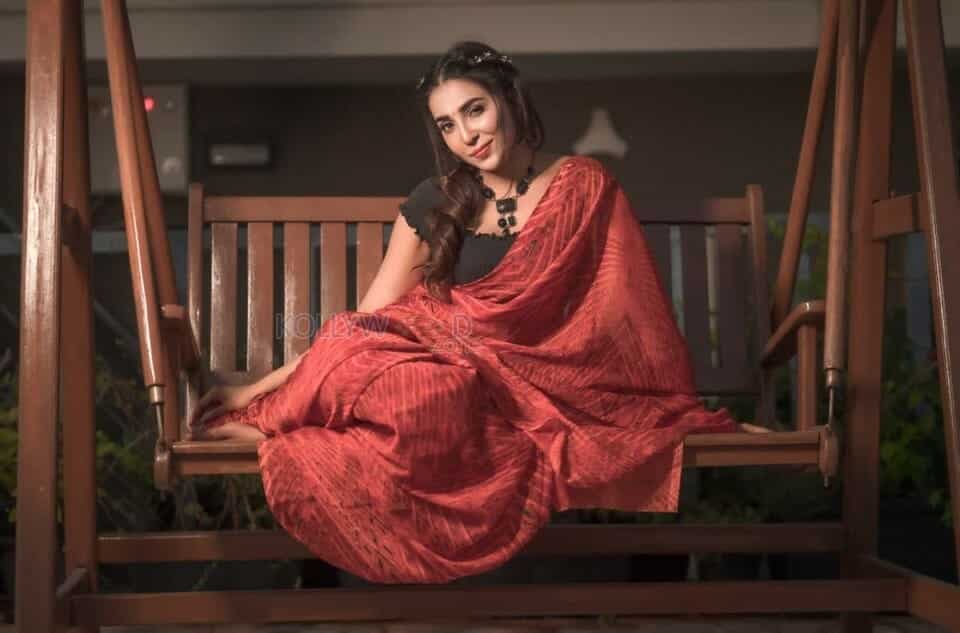 Aalambana Actress Parvati Nair Photos 09