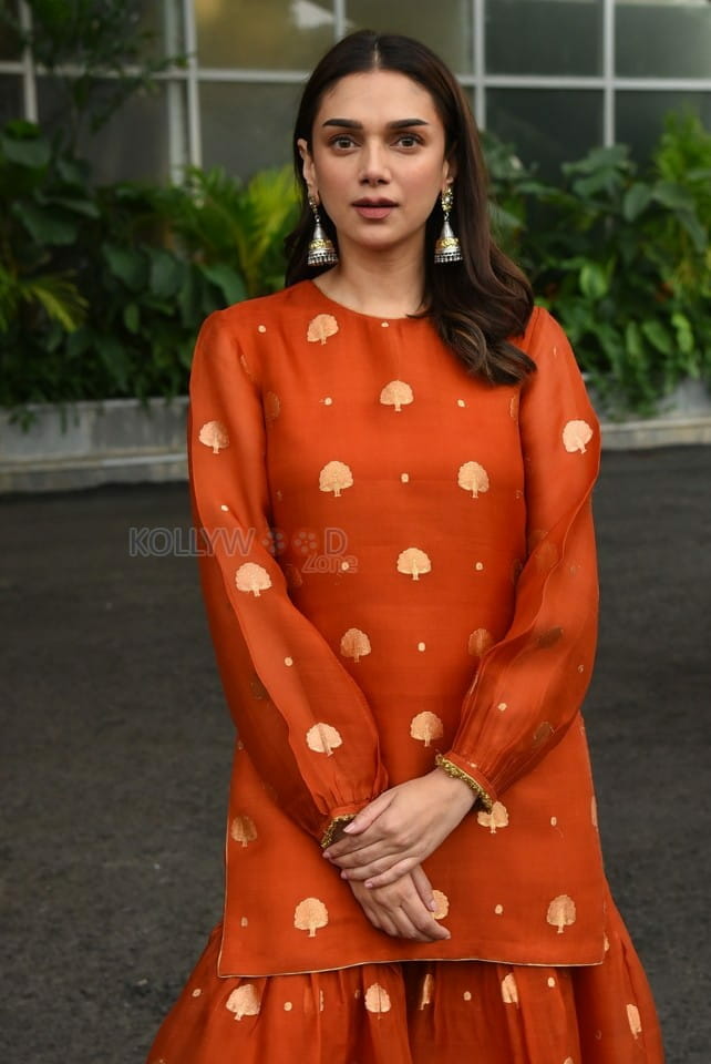 Actress Aditi Rao Hydari at Maha Samudram Movie Press Meet Pictures 21