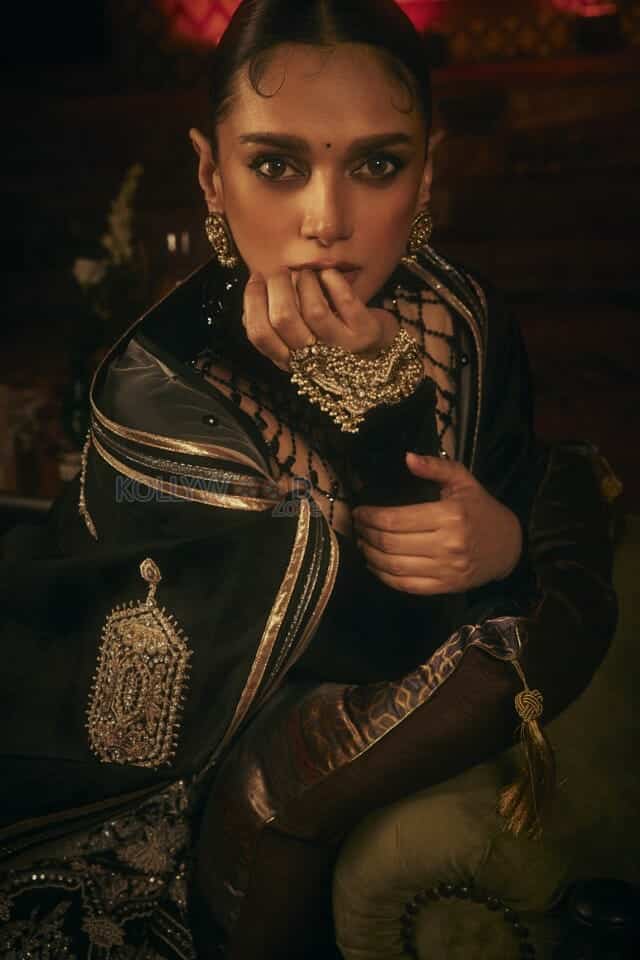 Actress Aditi Rao Hydari in a Gorgeous Black Dress Photoshoot Stills 04