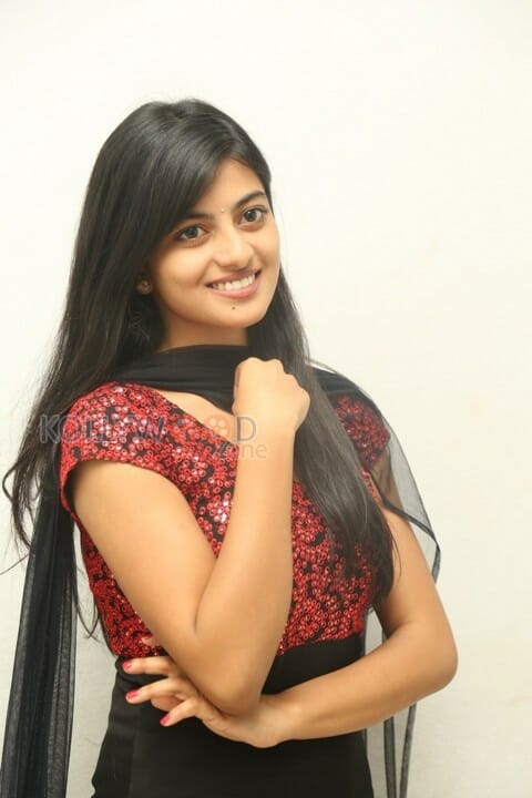 Actress Anandhi New Stills