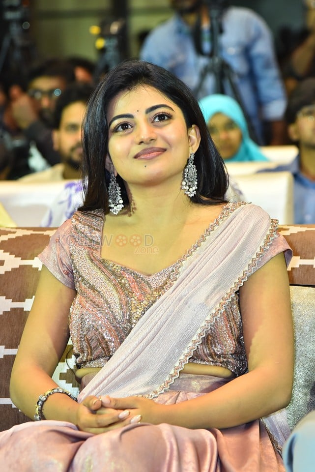 Actress Anandhi at Premante Love Trotter Event Photos 12