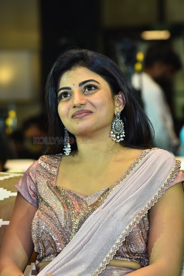 Actress Anandhi at Premante Love Trotter Event Photos 13