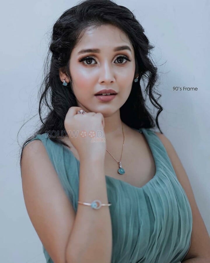 Actress Anikha Latest Photoshoot Pictures