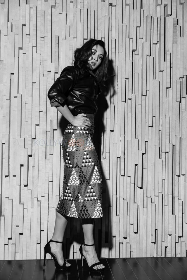 Actress Catherine Tresa Photoshoot Stills