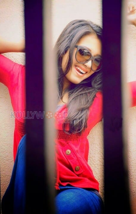 Actress Catherine Tresa Sexy Pictures