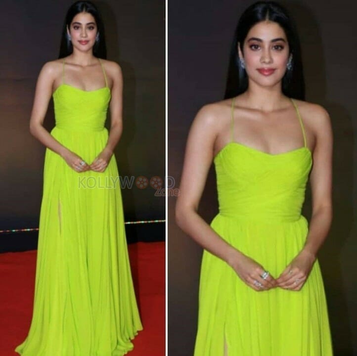 Actress Janhvi Kapoor Hot Photos