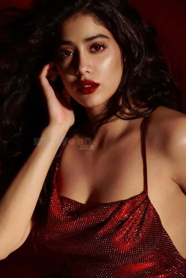 Actress Janhvi Kapoor in a Sexy Red Gown Photoshoot Pictures 11