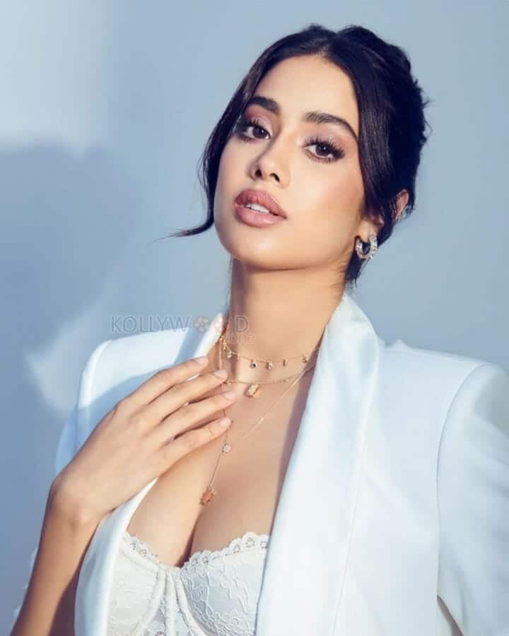 Actress Janhvi Kapoor in a White Lace Lingerie Photos 05