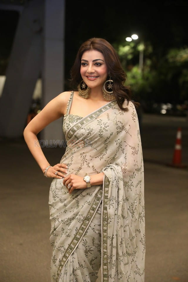 Actress Kajal Aggarwal at Mosagallu Movie Pre Release Event Photos