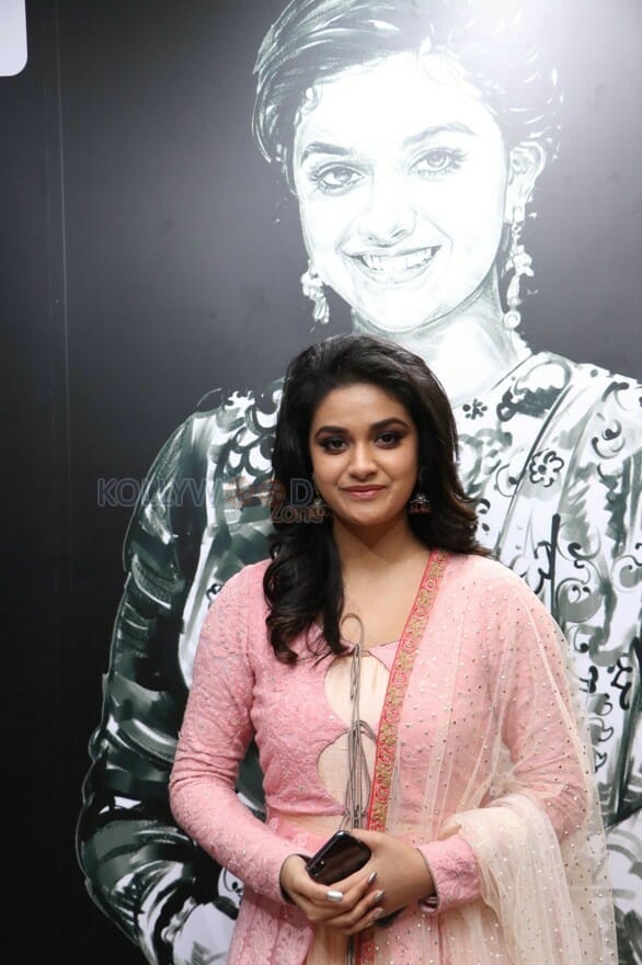 Actress Keerthi Suresh At Live Art Museum Photos