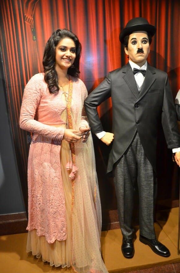 Actress Keerthi Suresh At Live Art Museum Photos