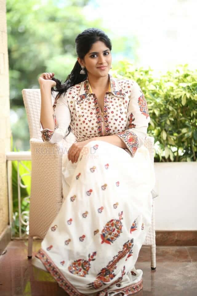 Actress Megha Akash at Ravanasura Interview Photos 17