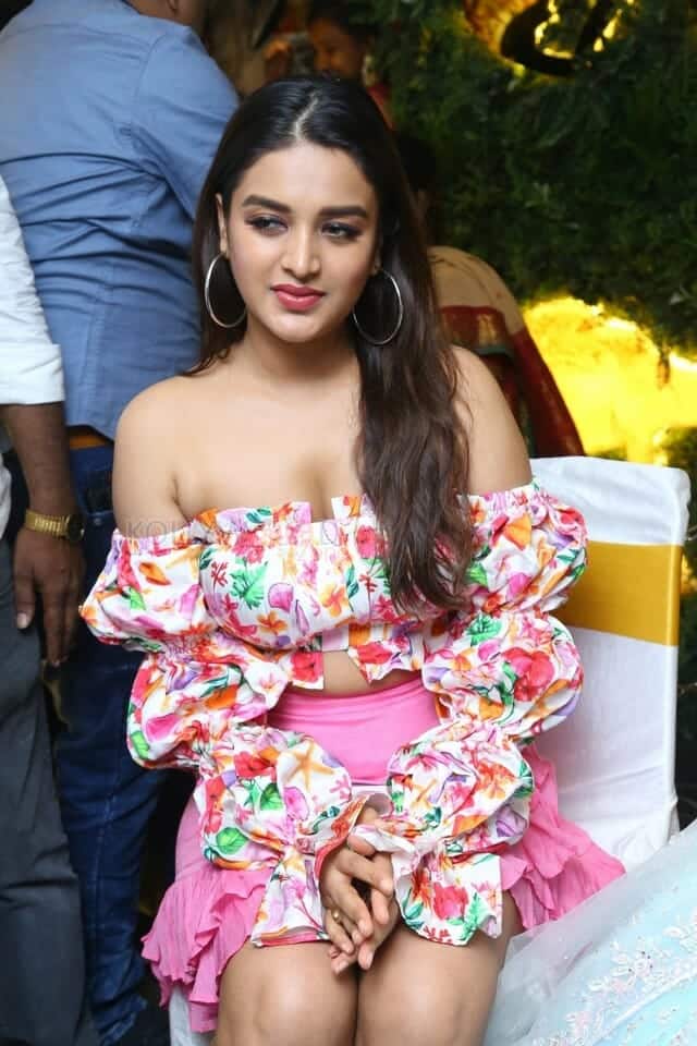 Actress Nidhhi Agerwal Inaugurates Girlfriend Mandi Restaurant in Gachibowli Photos 28