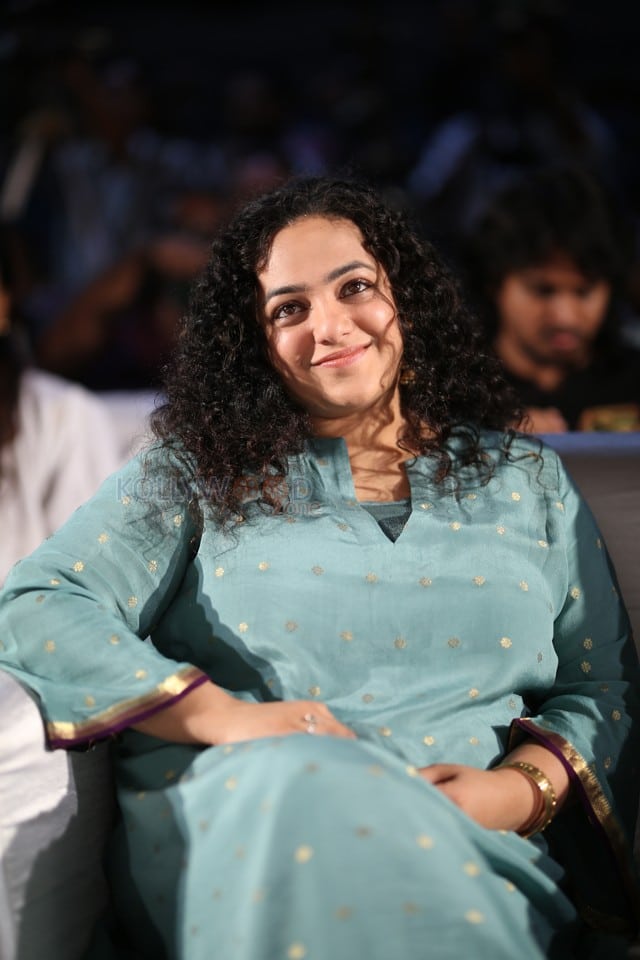 Actress Nithya Menen at Thalaivan Thalaivii Pre Release Event Photos 07