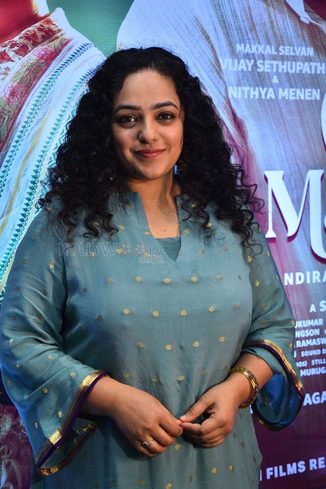 Actress Nithya Menen at Thalaivan Thalaivii Pre Release Event Photos 16