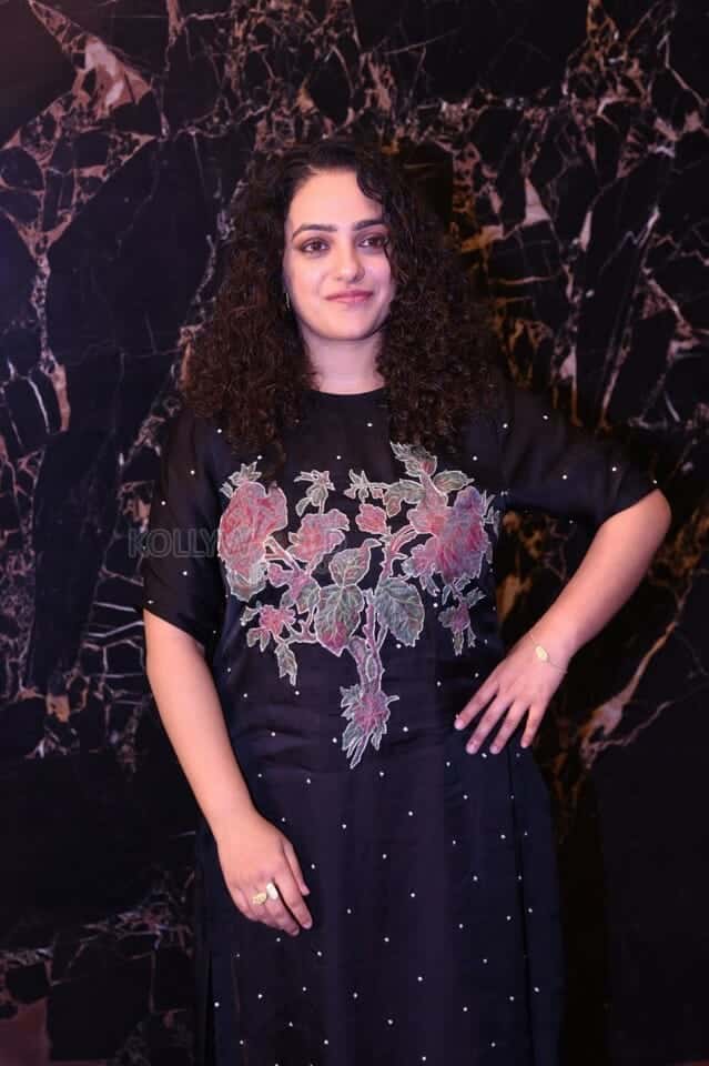 Actress Nithya Menon at Skylab Movie Trailer Launch Pictures 01