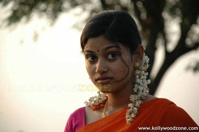 Actress Oviya In Kalavani Movie