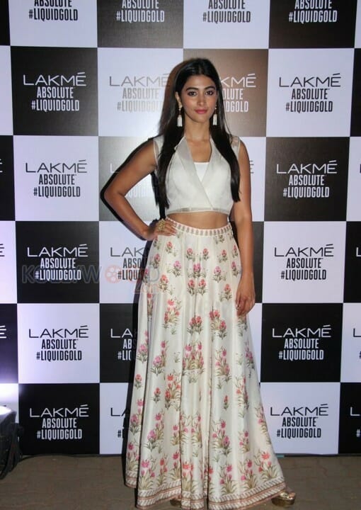 Actress Pooja Hegde At Lakme Fashion Week Photos