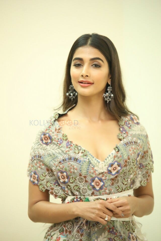Actress Pooja Hegde At Sakshyam Movie Audio Launch Photos