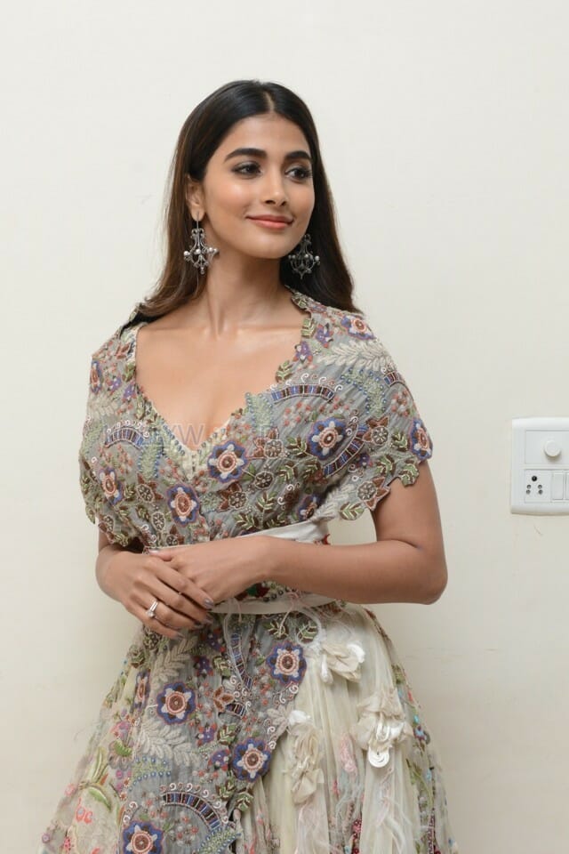 Actress Pooja Hegde At Sakshyam Movie Audio Launch Photos
