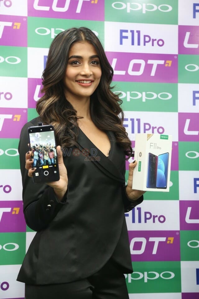 Actress Pooja Hegde At The Launch Of Oppo F Pro Mobile Photos