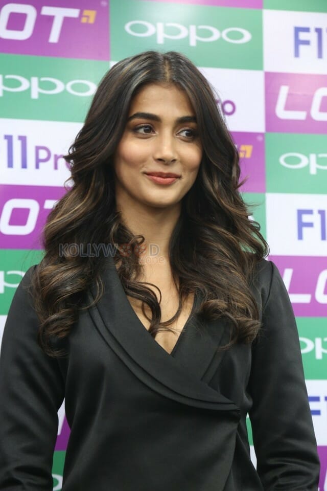 Actress Pooja Hegde At The Launch Of Oppo F Pro Mobile Photos