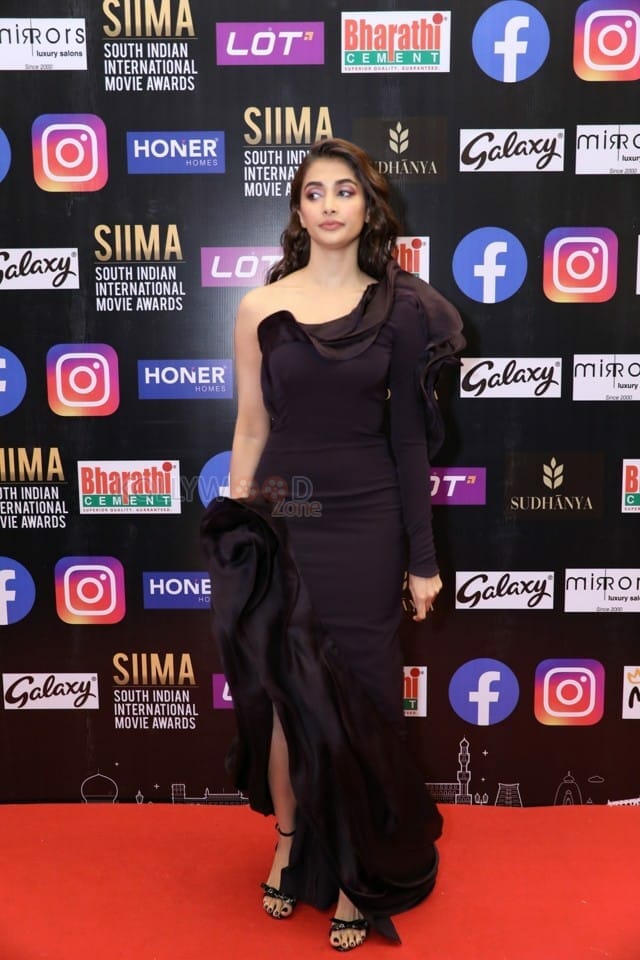 Actress Pooja Hegde at SIIMA Awards 2021 Pictures 04