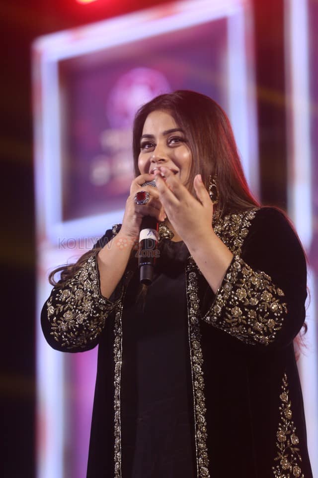 Actress Poorna at Akhanda 2 Movie Pre Release Event Stills 08