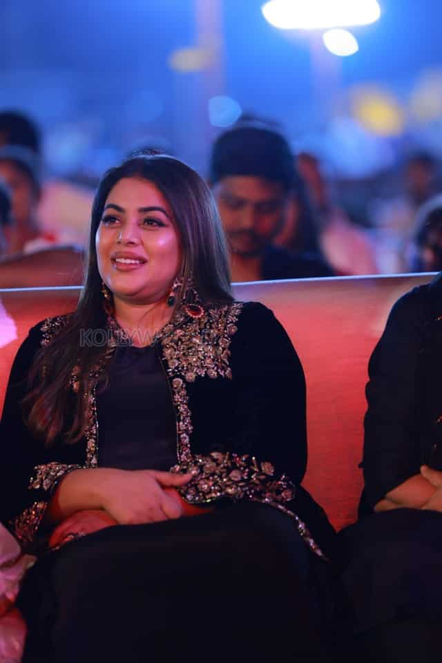 Actress Poorna at Akhanda 2 Movie Pre Release Event Stills 13